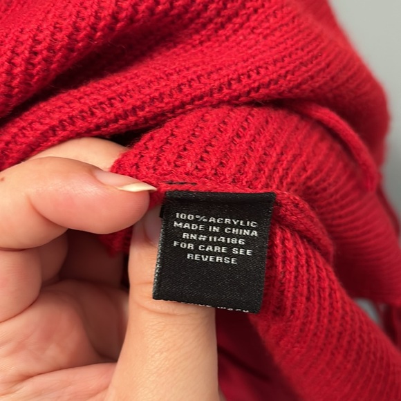 3/$5🌷 Women’s Verve Ami Red Knit Poncho 1X - Picture 5 of 7